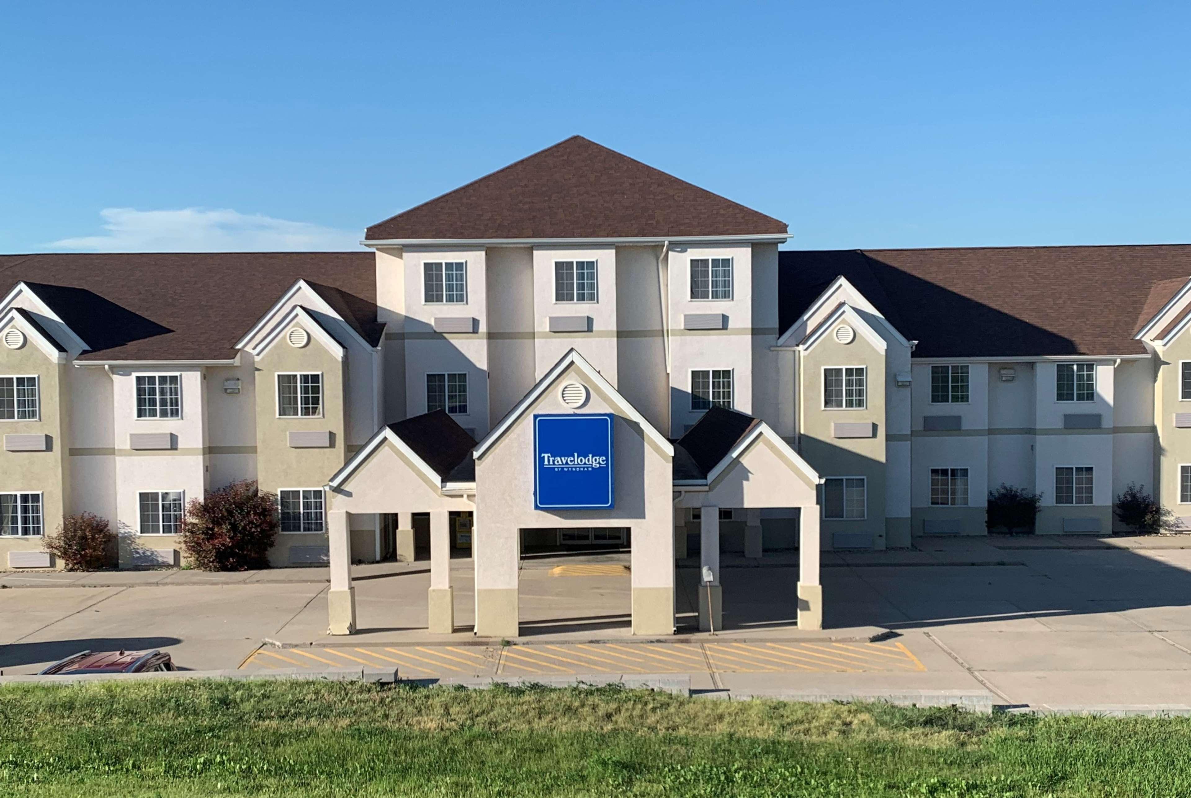 Travelodge By Wyndham Chadron Eksteriør bilde